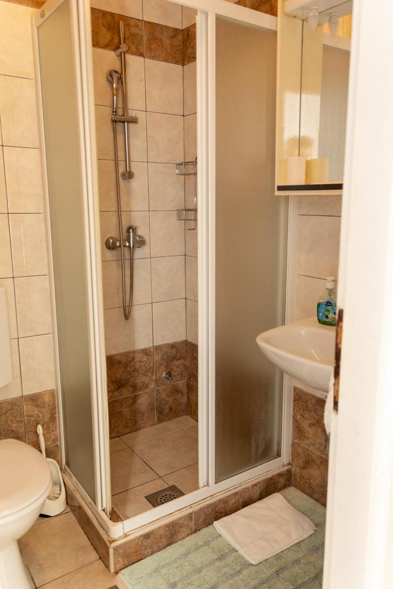Zal Beach Apartments Prizba Εξωτερικό φωτογραφία